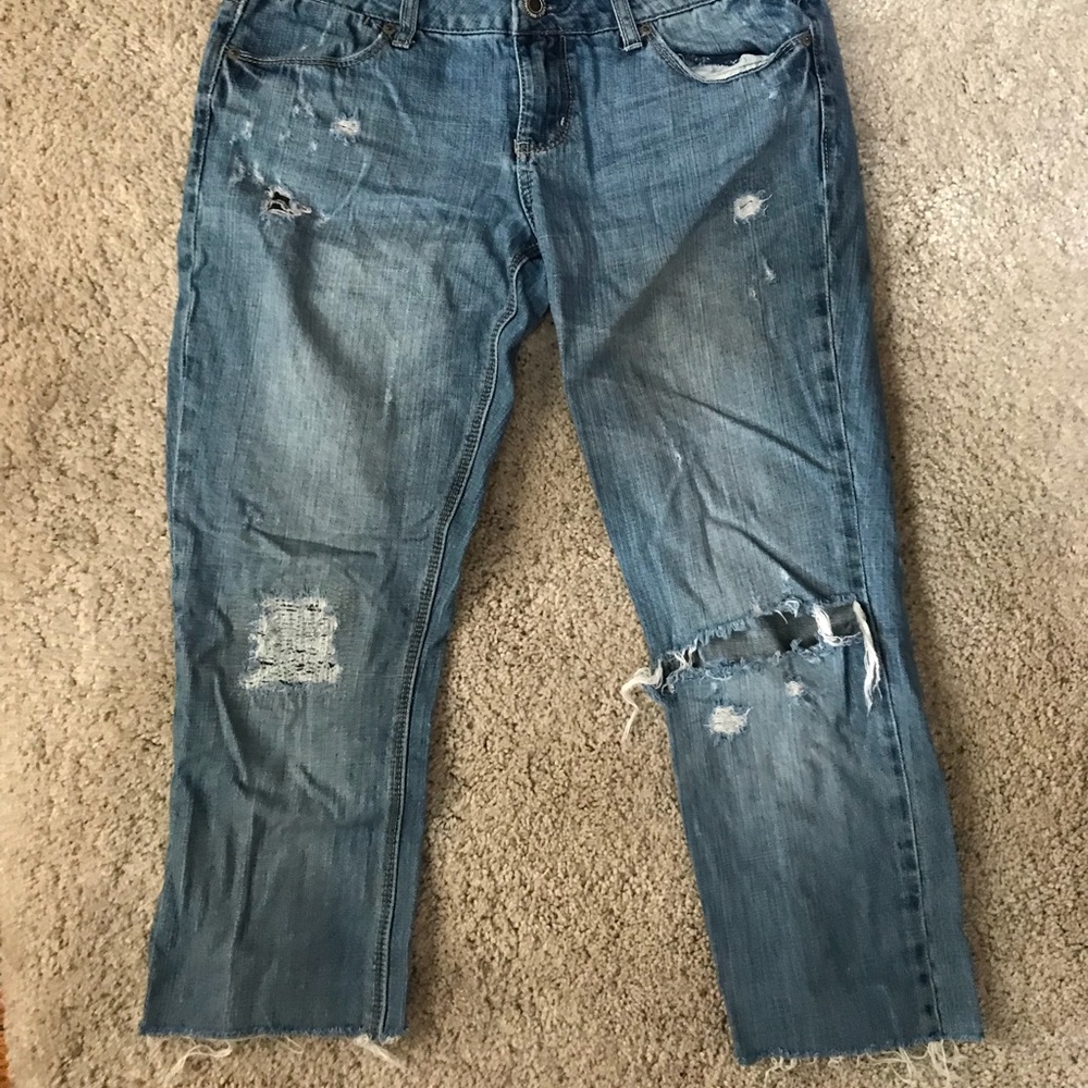 American Eagle 77’ Straight Cropped Jeans - Size 8